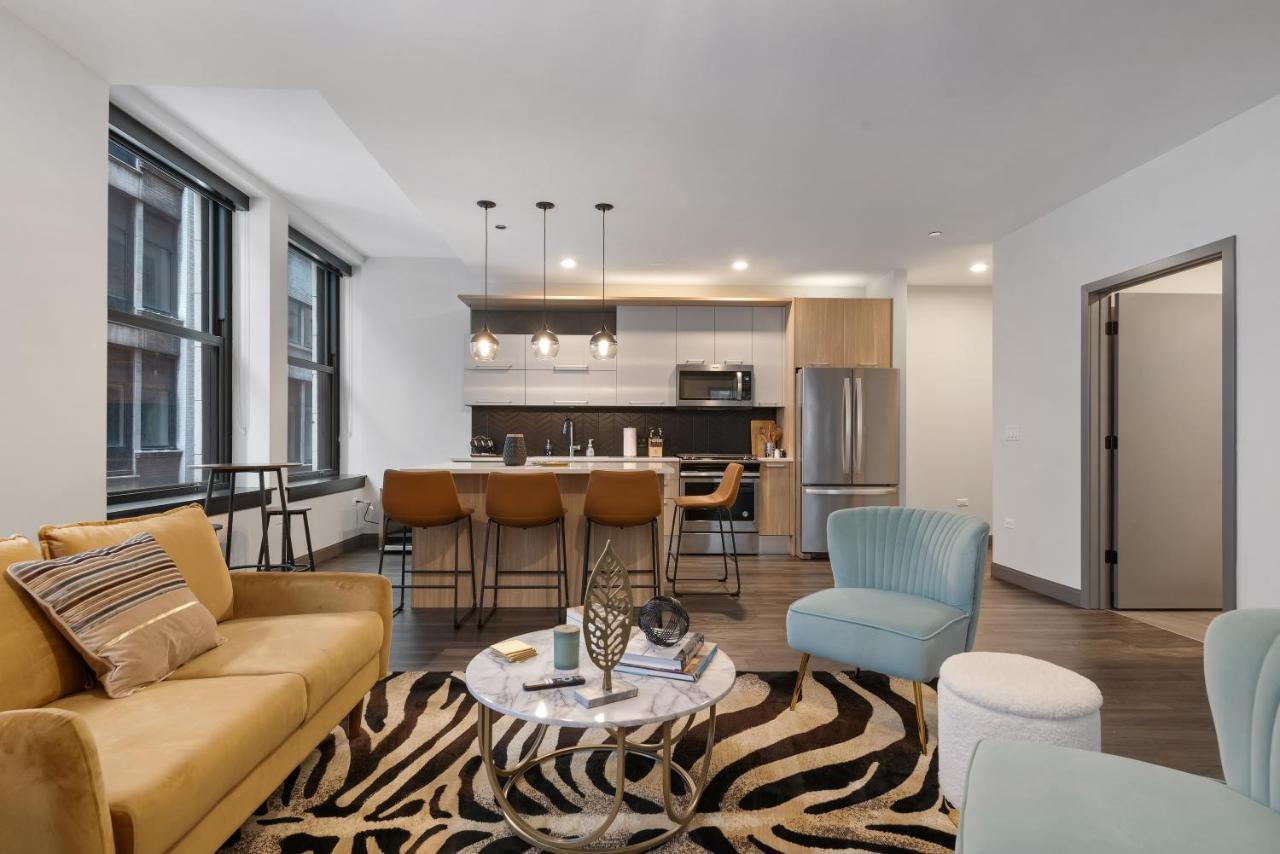 Experience Downtown Chicago At Millennium - Luxury Apartments In The Loop 外观 照片