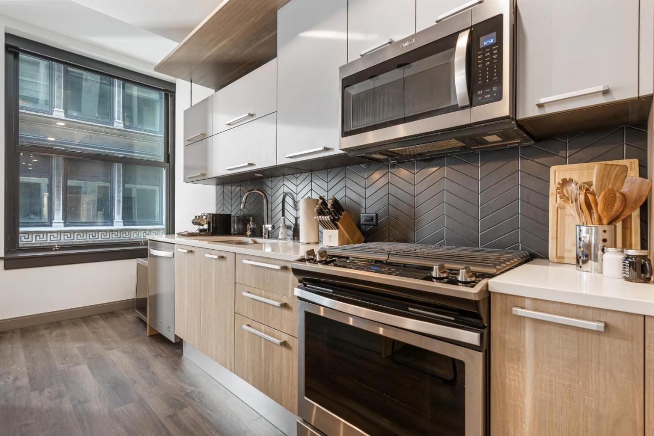 Experience Downtown Chicago At Millennium - Luxury Apartments In The Loop 外观 照片
