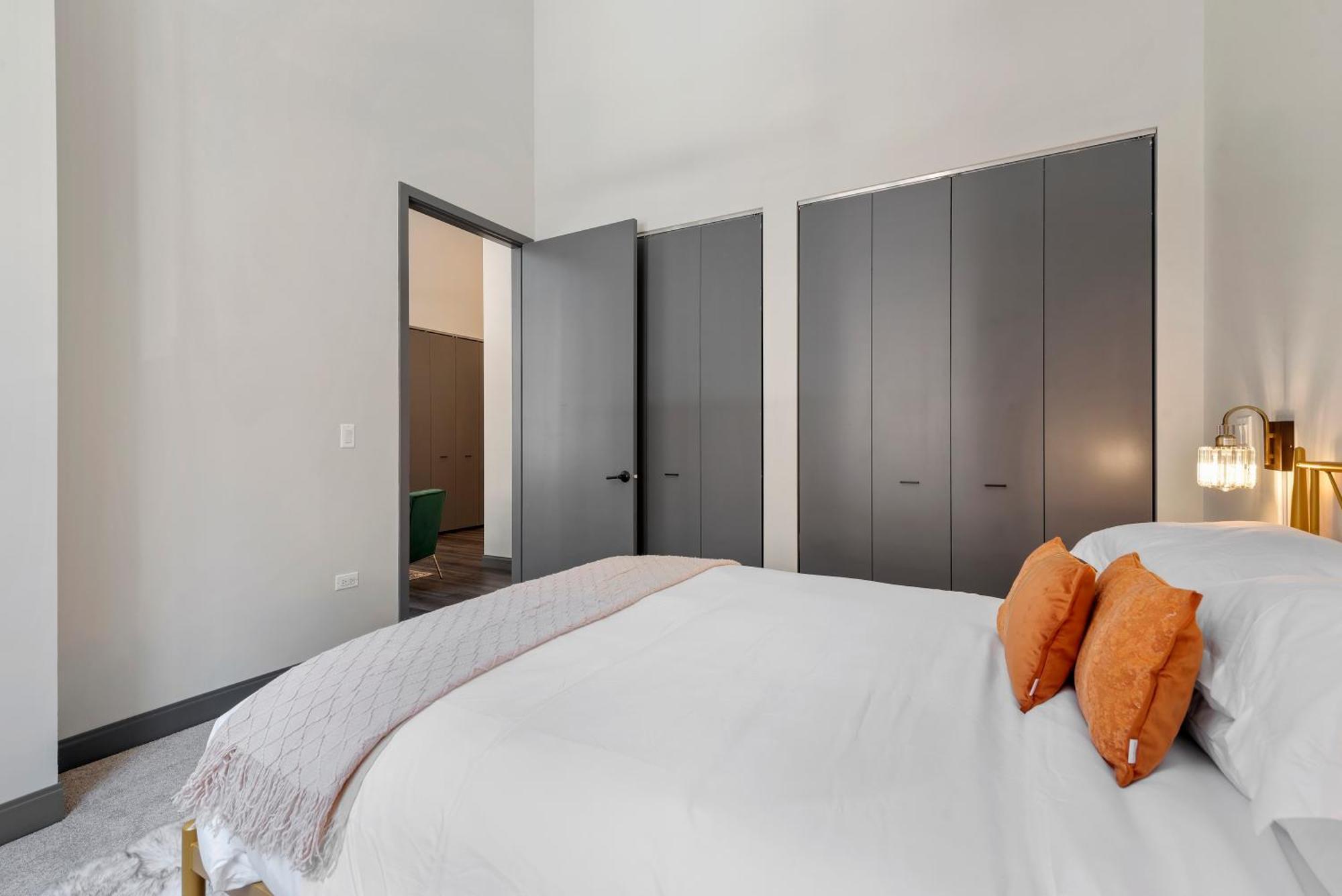 Experience Downtown Chicago At Millennium - Luxury Apartments In The Loop 外观 照片